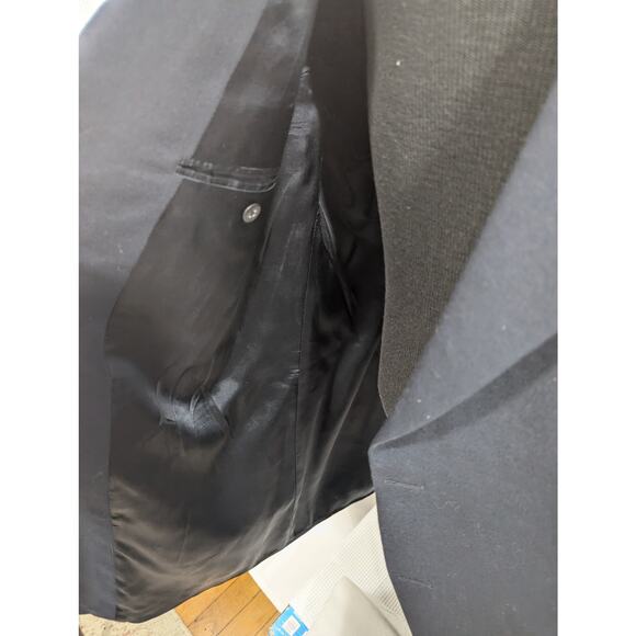 AUSTIN REED! DEEPEST NAVY BLUE WOOL, GOLD BUTTON SPORT COAT, CLUB JACKET! SZ 54R - Picture 5 of 9